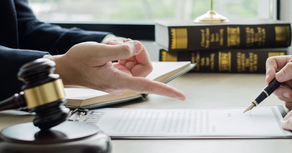 Advogado vence Ação Trabalhista por descaracterização de cargo de confiança. Conheça nossos serviços especializados em direito do trabalho.